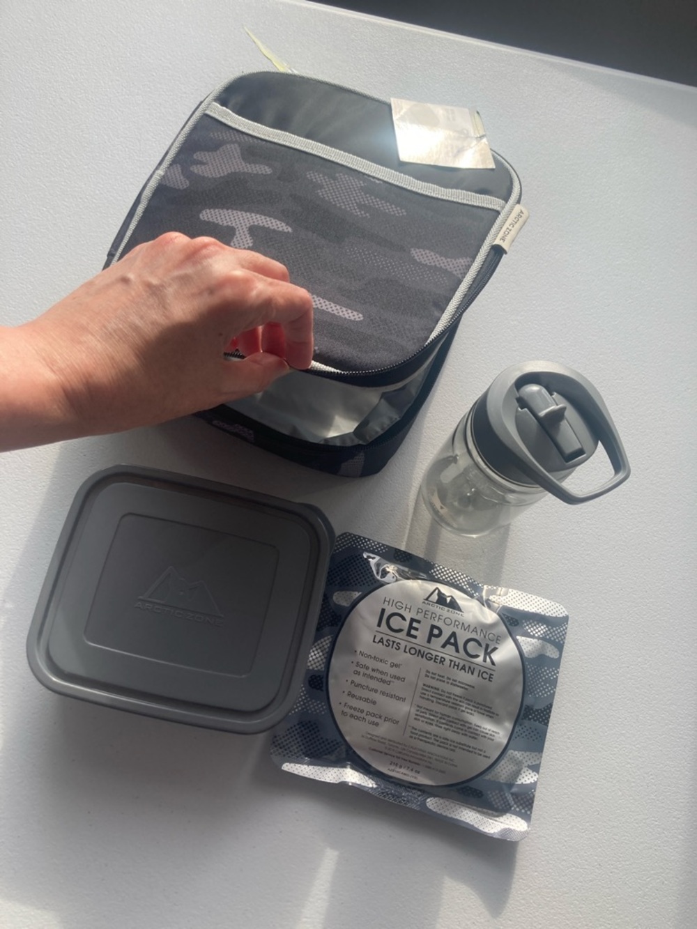Arctic Zone camo print lunch box BPA food and drink container & ice pack - Picture 15 of 17
